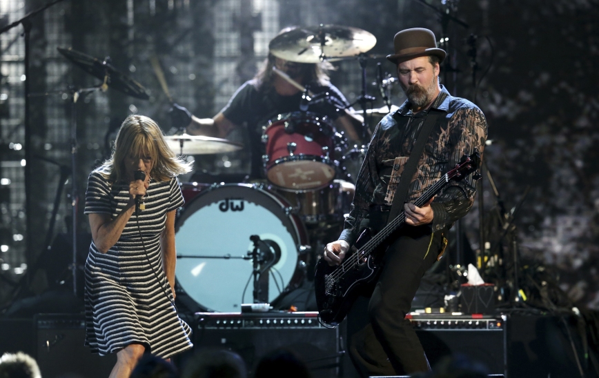 Kim Gordon, Nirvana, Krist Novoselic, Dave Grohl, Rock and Roll Hall of Fame Induction Ceremony